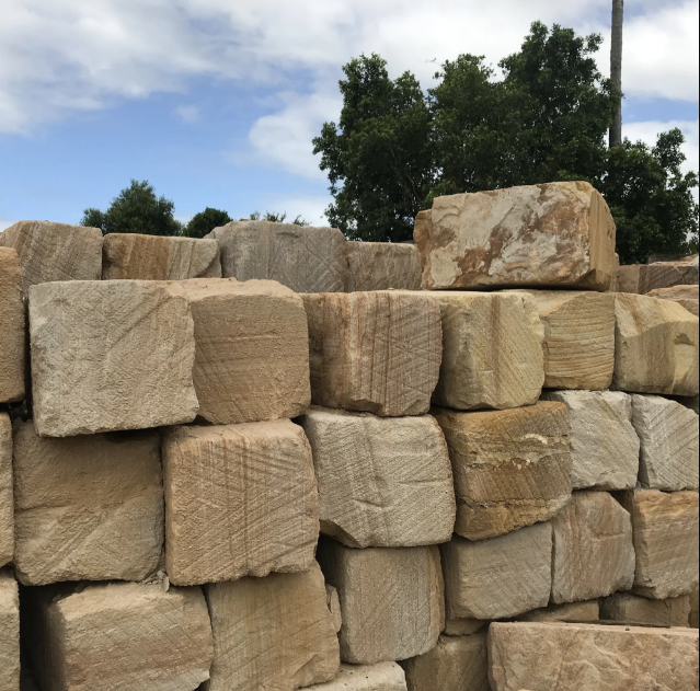 SANDSTONE: THE NATURAL STONE FEW PEOPLE TALK ABOUT