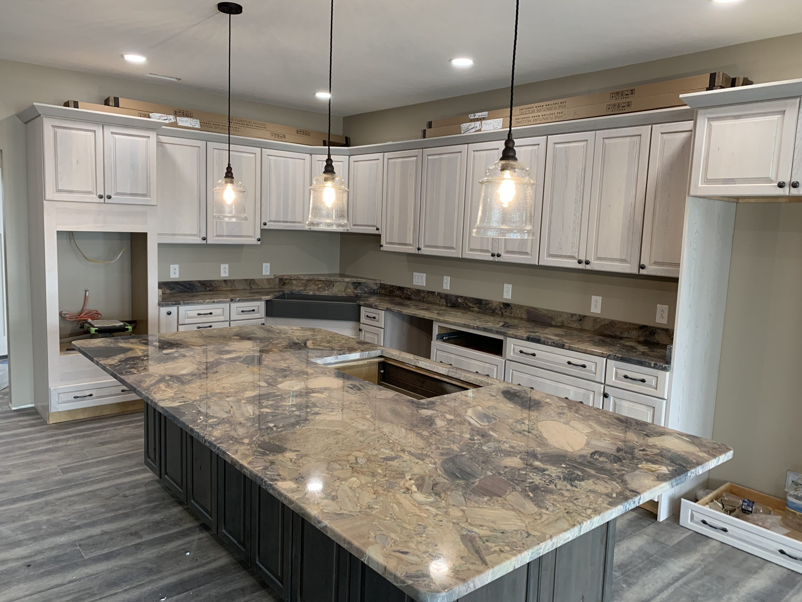 COUNTERTOP 2
